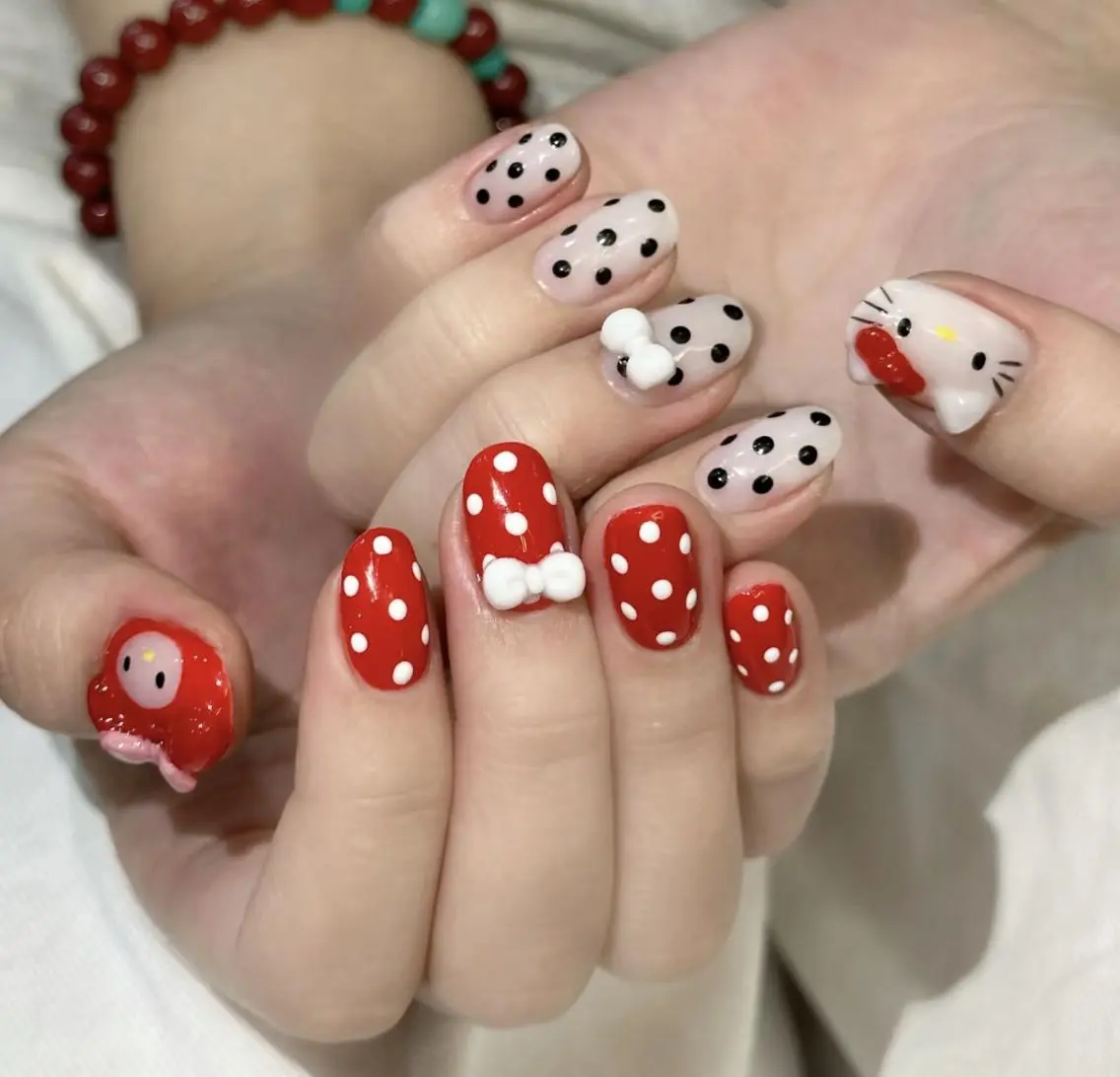 ネイル ハンドネイル 🎀 NaNa_nailのネイルデザイン