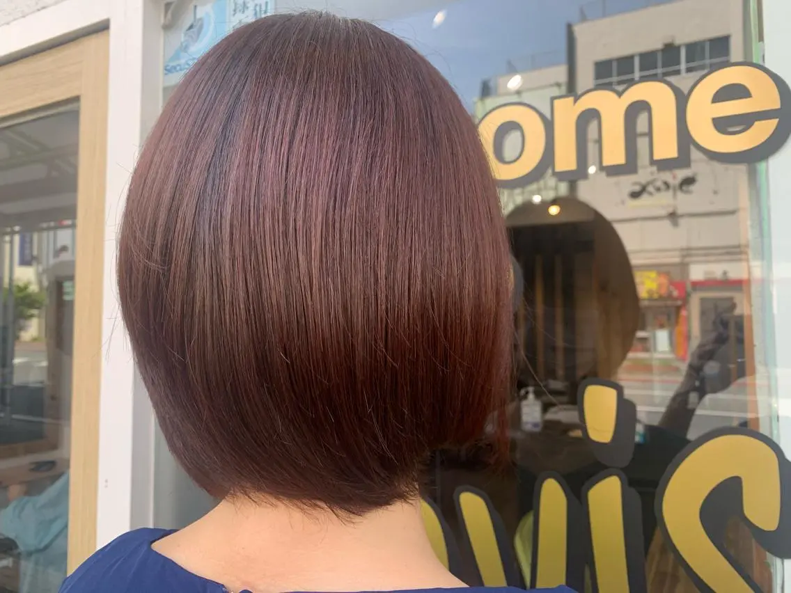 ショート カラー パーマ ヘアアレンジ メンズ キッズ ネイル マツエク・マツパ アイブロウ メンズブリーチ ブリーチ ブラウンカラー ローズカラー ローズブラウン 🤍韓国風レイヤー/ 艶髪🤍鳥越美羽のヘアスタイル