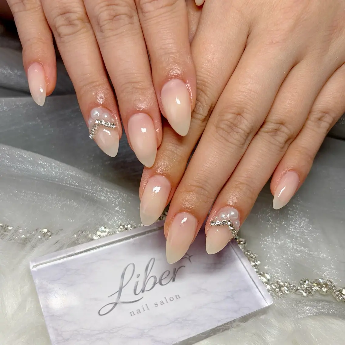 ネイル ワンホンネイル ハンドネイル Liber リベルのネイルデザイン
