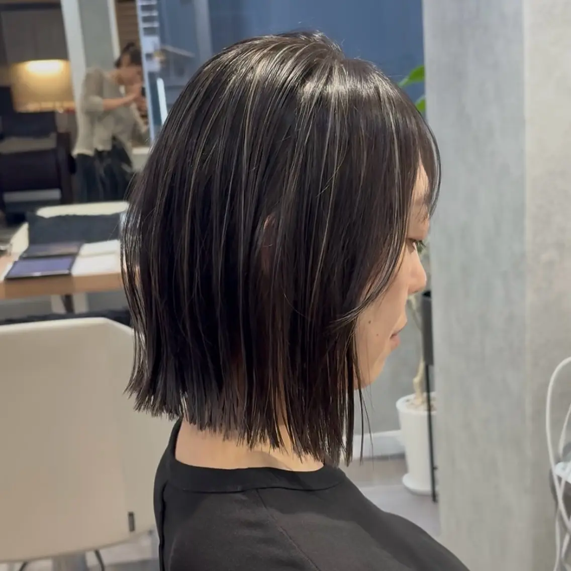 ショート カラー カット ヘアカラー トリートメント 細めハイライト/ ぷつっとボブ　千咲季のヘアスタイル