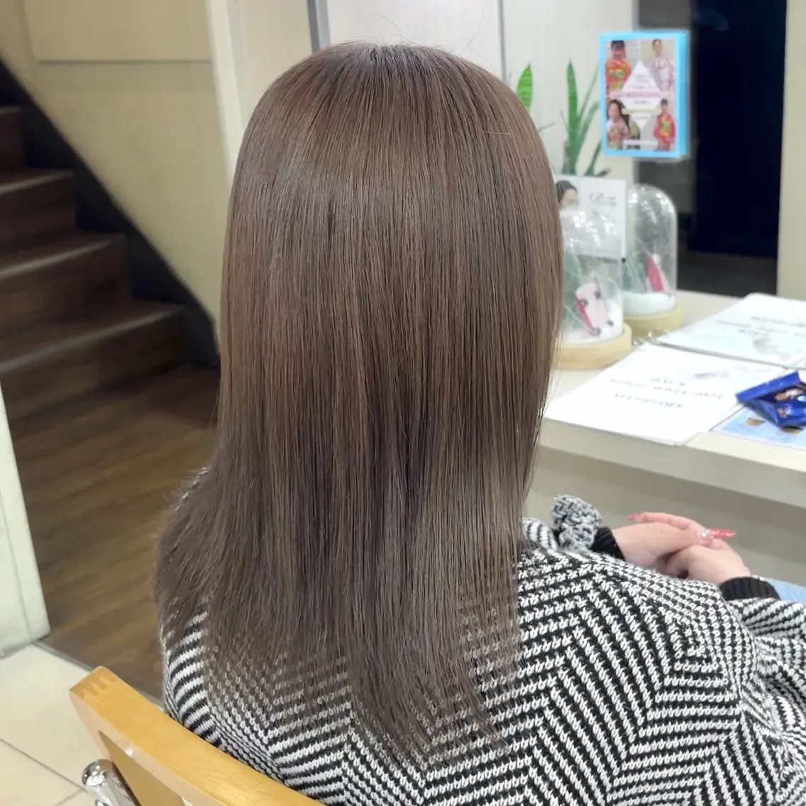 ミディアム カラー ヘアカラー トリートメント 横浜パーマ🌐ボブ✨ 暖色カラーもえかのヘアスタイル