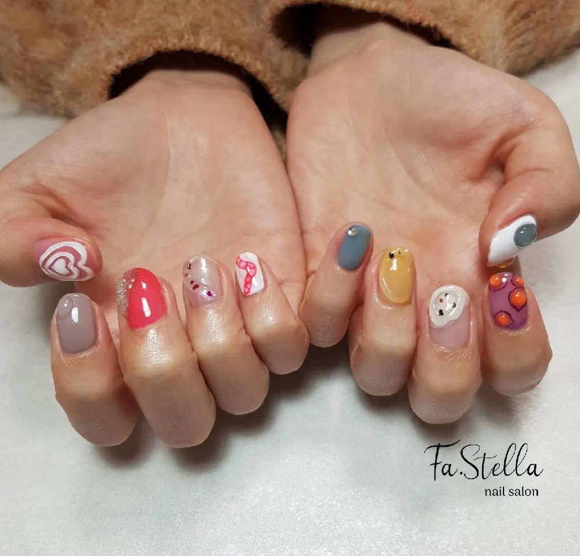 ミディアム ネイル アートネイル 持ち込み ハンドネイル Fa.Stella ファステラ のネイルデザイン