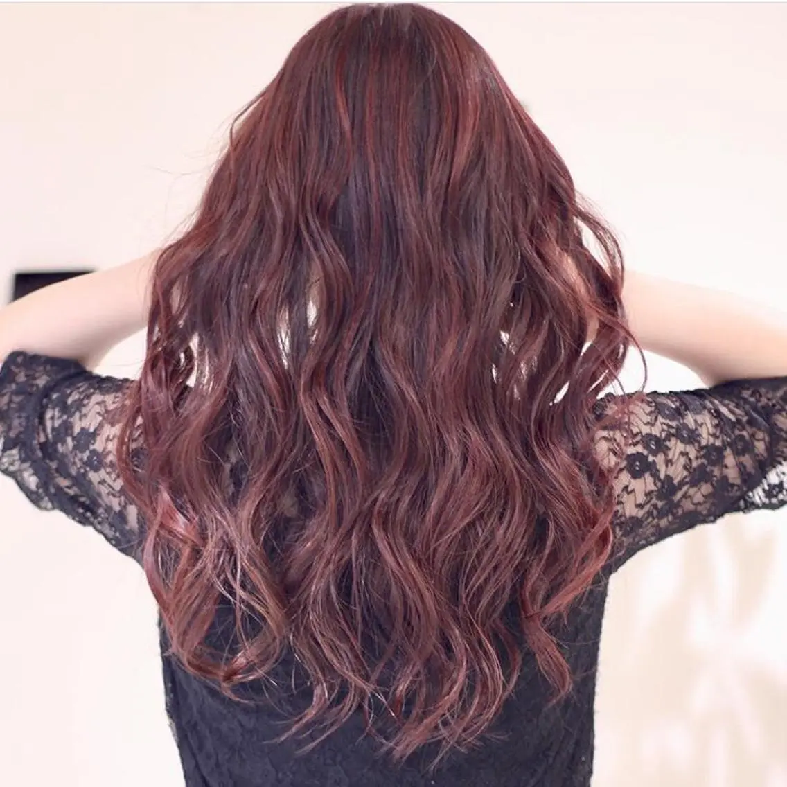 カラー 中林 由佳のヘアスタイル
