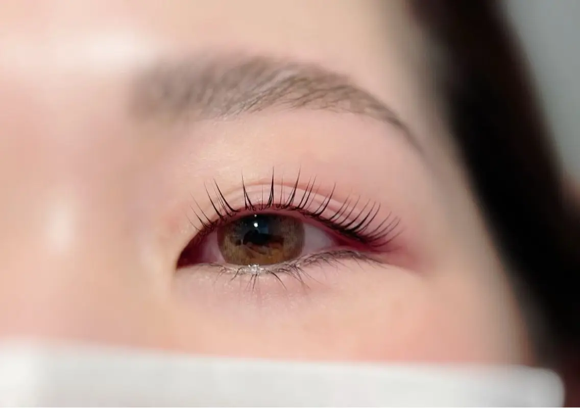 マツエク・マツパ パリジェンヌラッシュリフト さかた solbydiarの眉毛・アイブロウイメージ