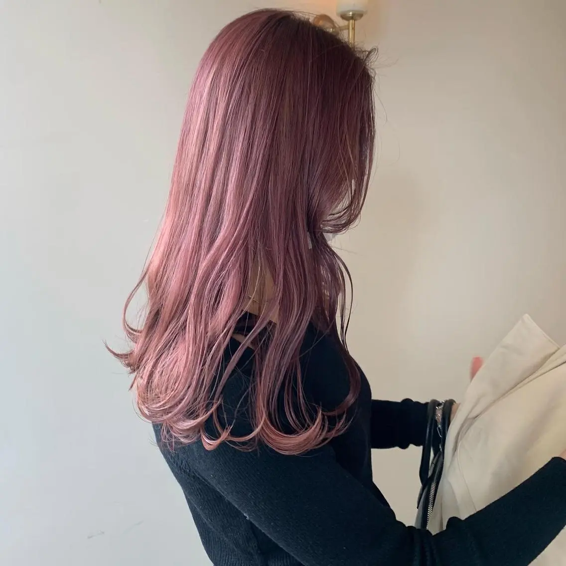 セミロング カラー カット ヘアカラー トリートメント 本間 結衣のヘアスタイル