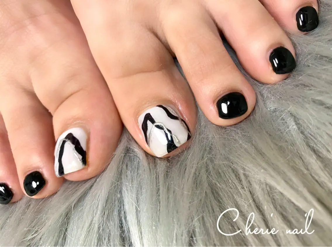 ネイル フットネイル ジェルネイル フットネイル Cherienail yunaのネイルデザイン