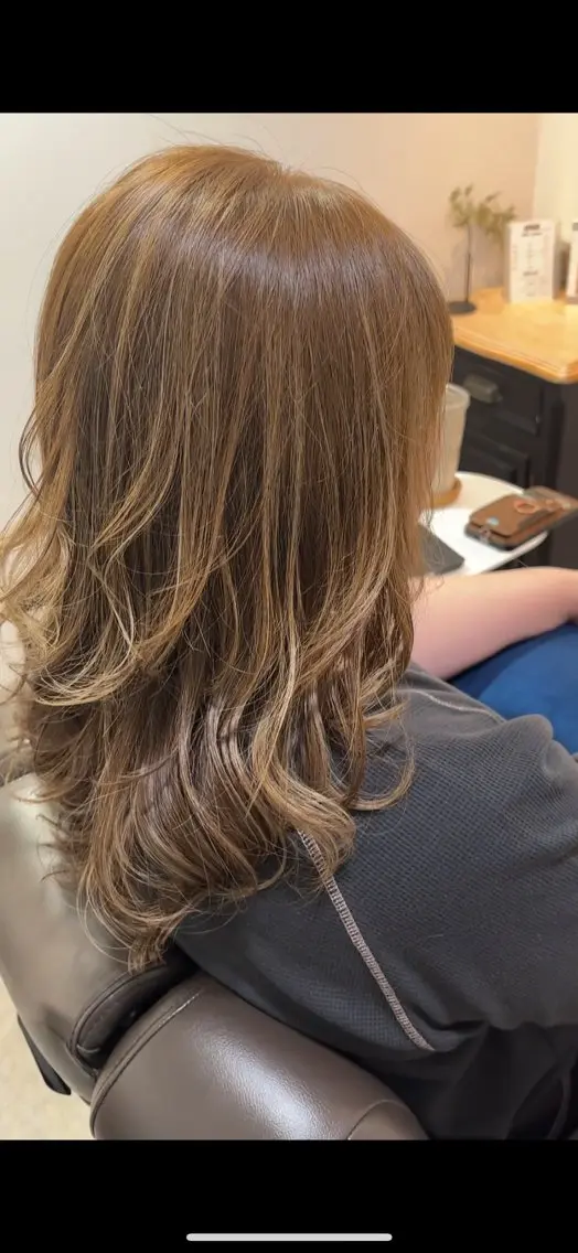 セミロング aioon吉田 正輝のヘアスタイル