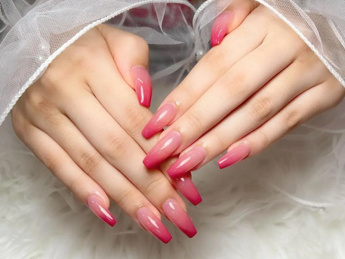ネイル AURA NAIL🎀💅のネイルデザイン
