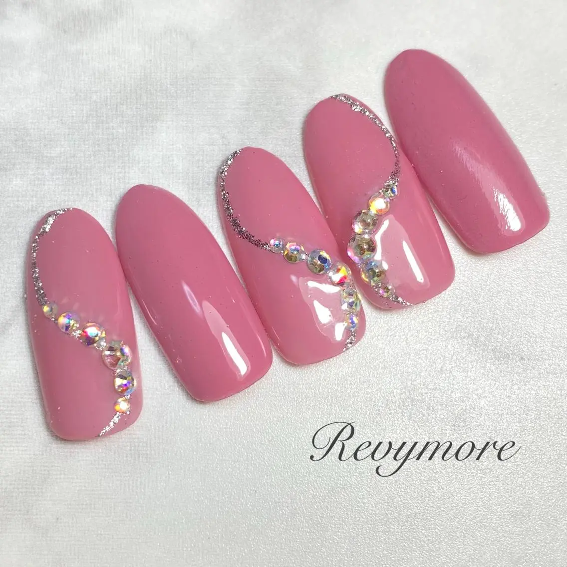 ミディアム ネイル 韓国風ヘア アニマル柄 アートネイル べっ甲ネイル ジェルネイル nail salon Revymoreのネイルデザイン