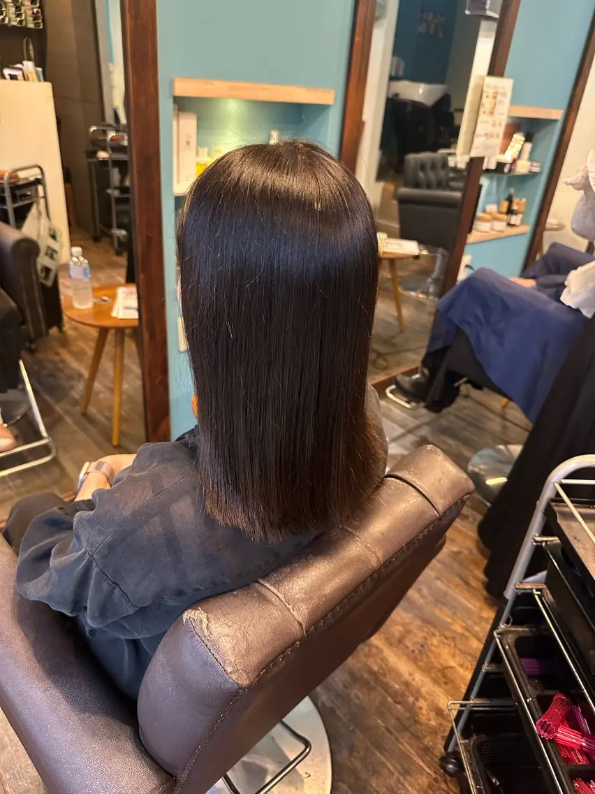 ミディアム カラー ヘアカラー 足立 芹音のヘアスタイル