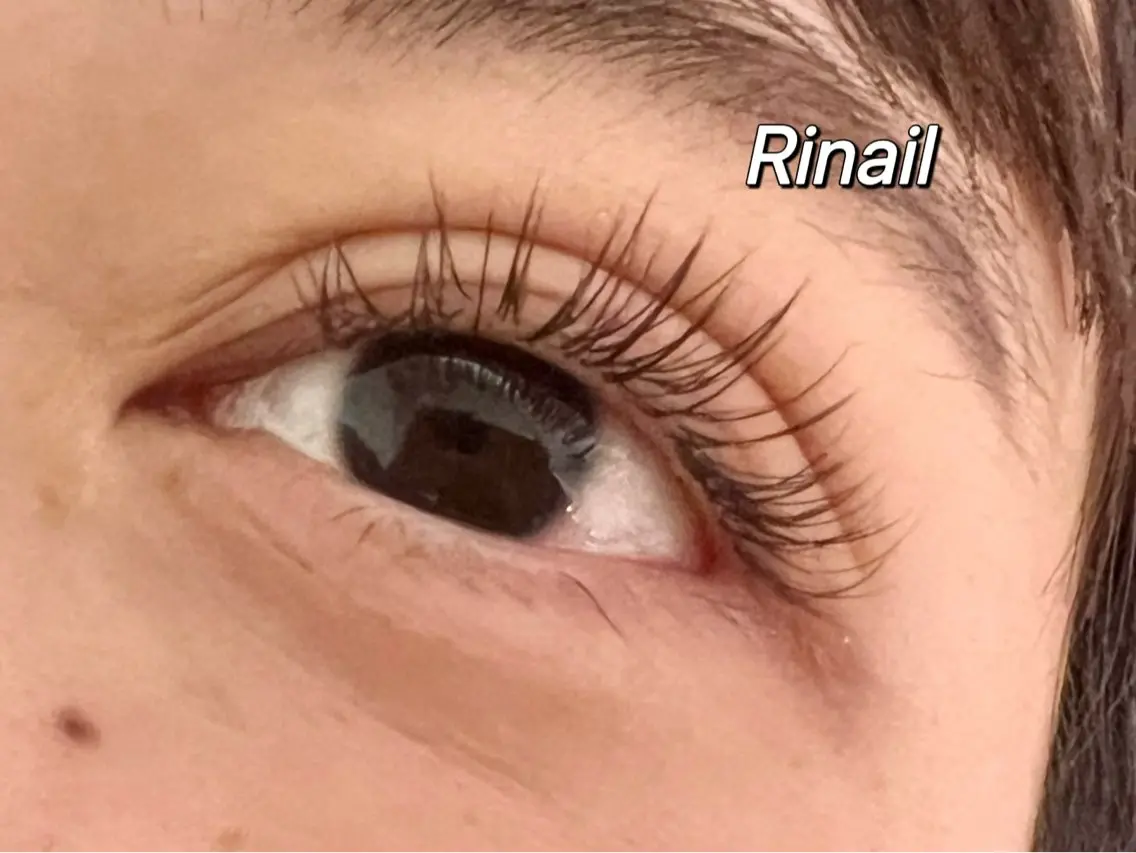 マツエク・マツパ バインドロック ナチュラル パリジェンヌラッシュリフト まつげパーマ 下まつげエクステ YK Rinのネイルデザイン