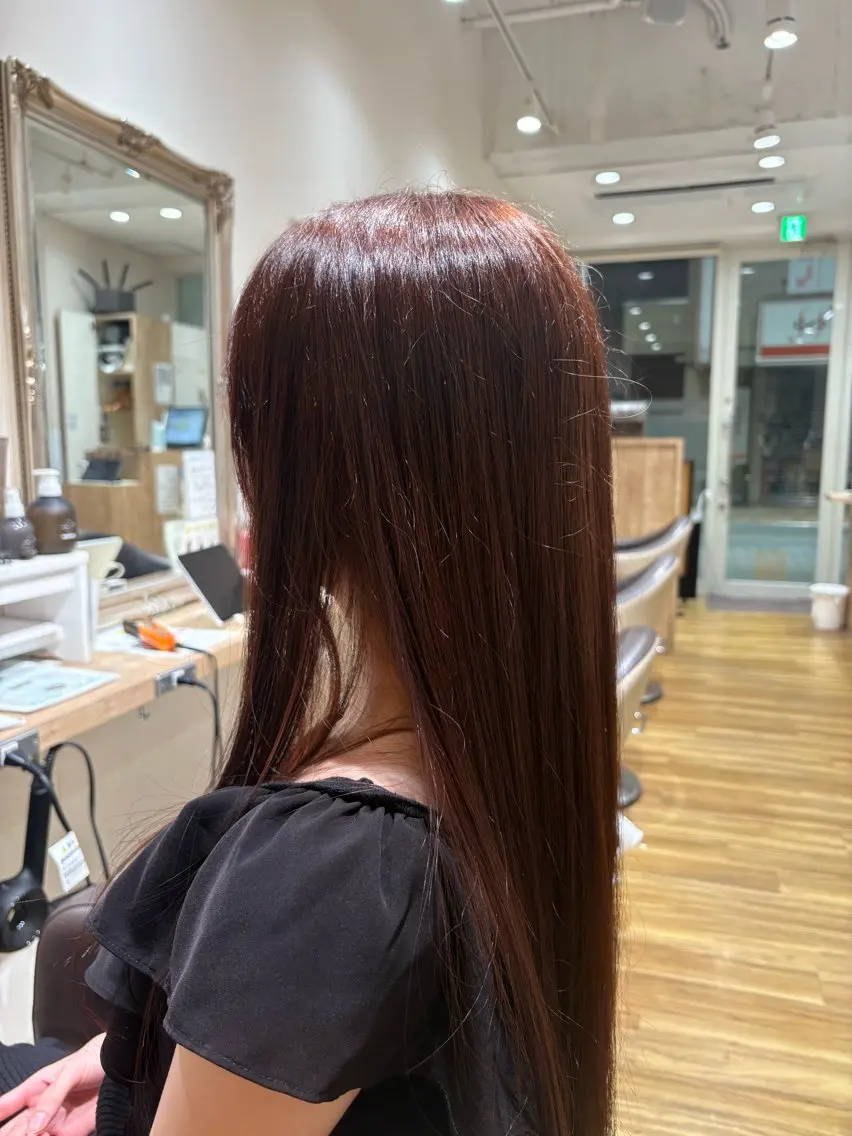 ロング ピンクブラウン ヘアカラー 阪間 遼平のヘアスタイル