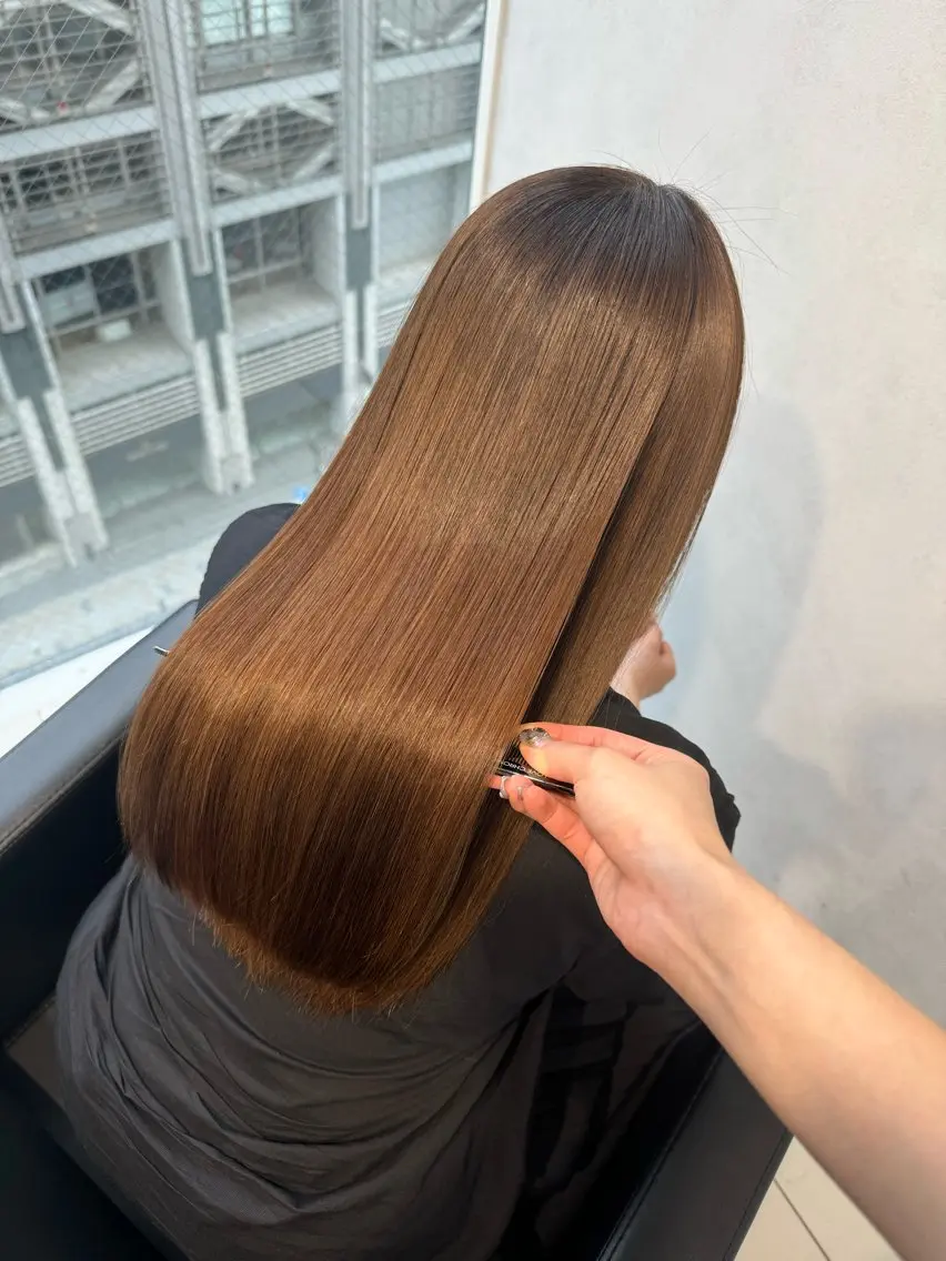 ロング 縮毛矯正 トリートメント 🫧艶髪🪽 Karinのヘアスタイル