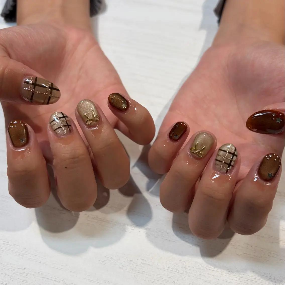 ネイル ブラウン ハンドネイル Taketsugu Manaのネイルデザイン