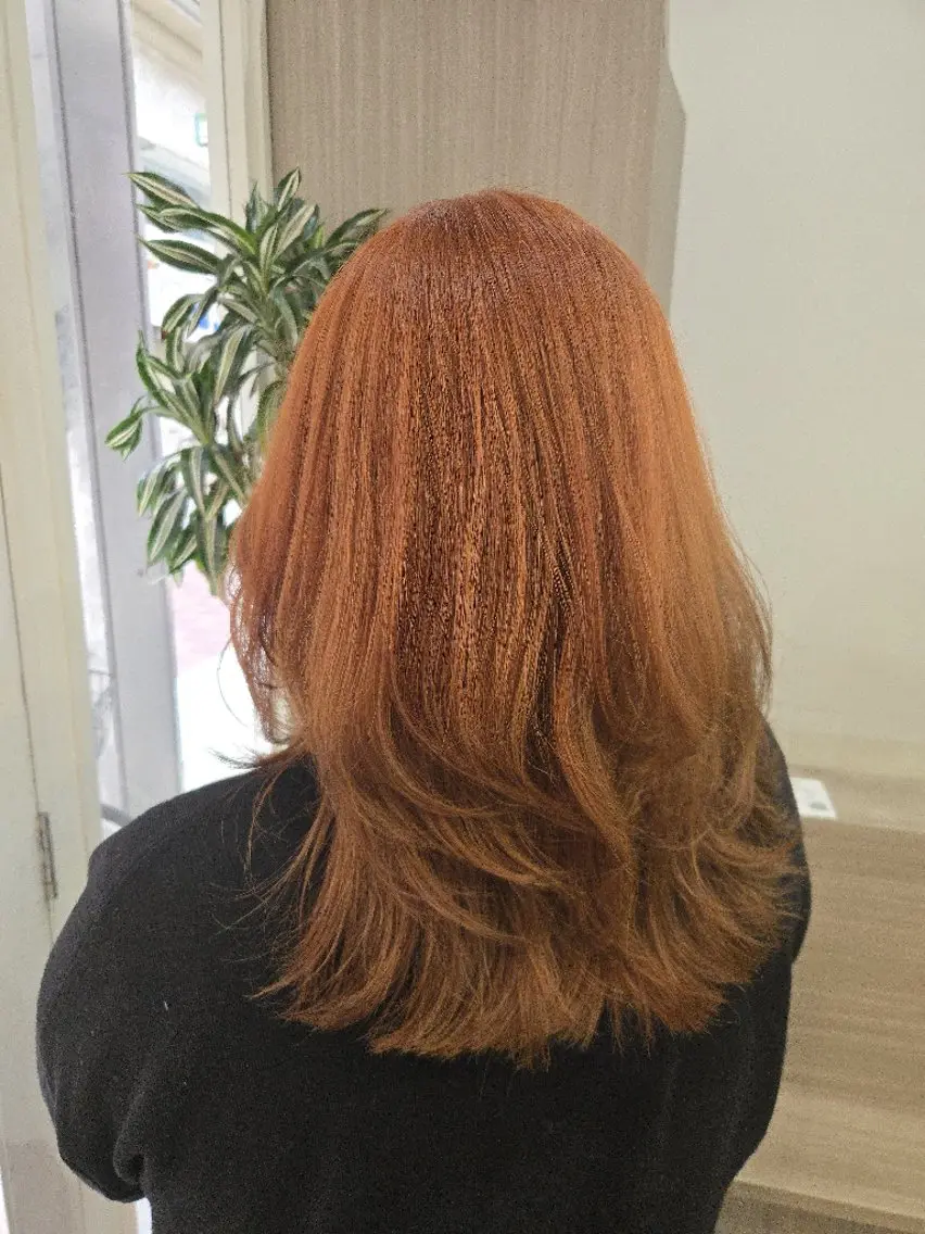 カラー ヘアカラー トリートメント 暖色🍎透明感カラー 🩵小林かりんのヘアスタイル