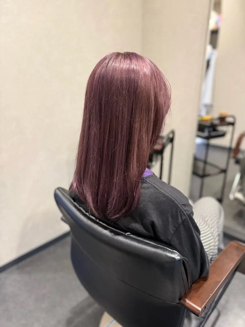 セミロング パープルカラー カット ヘアカラー 髪質改善⚡️カラー 🍀武久 誠🍀のヘアスタイル