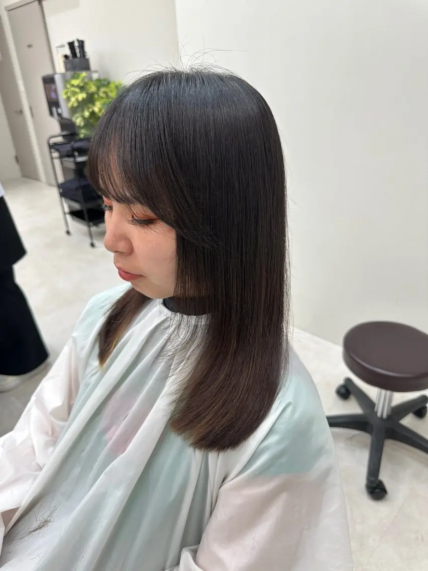 ミディアム 丸山 心 / 艶カラーのヘアスタイル