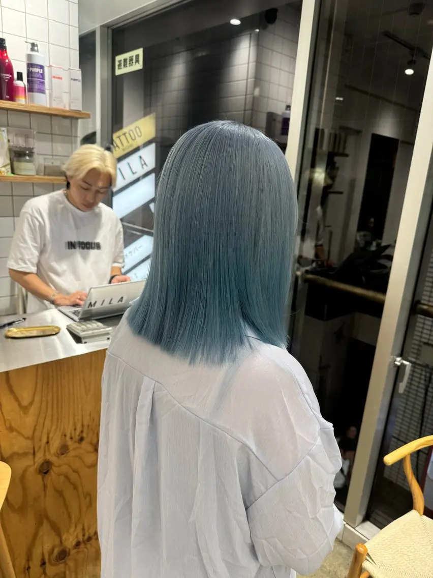 ミディアム カラー デザインカラー グラデーションカラー 新宿 似合わせカラー HINAのヘアスタイル