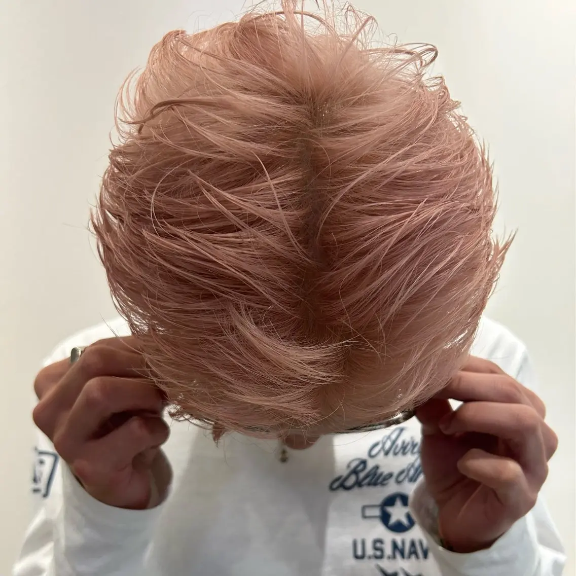 ショート カラー メンズ メンズブリーチ ブリーチ ブロンド ピンクカラー ヘアカラー 田中 遥陽のヘアスタイル