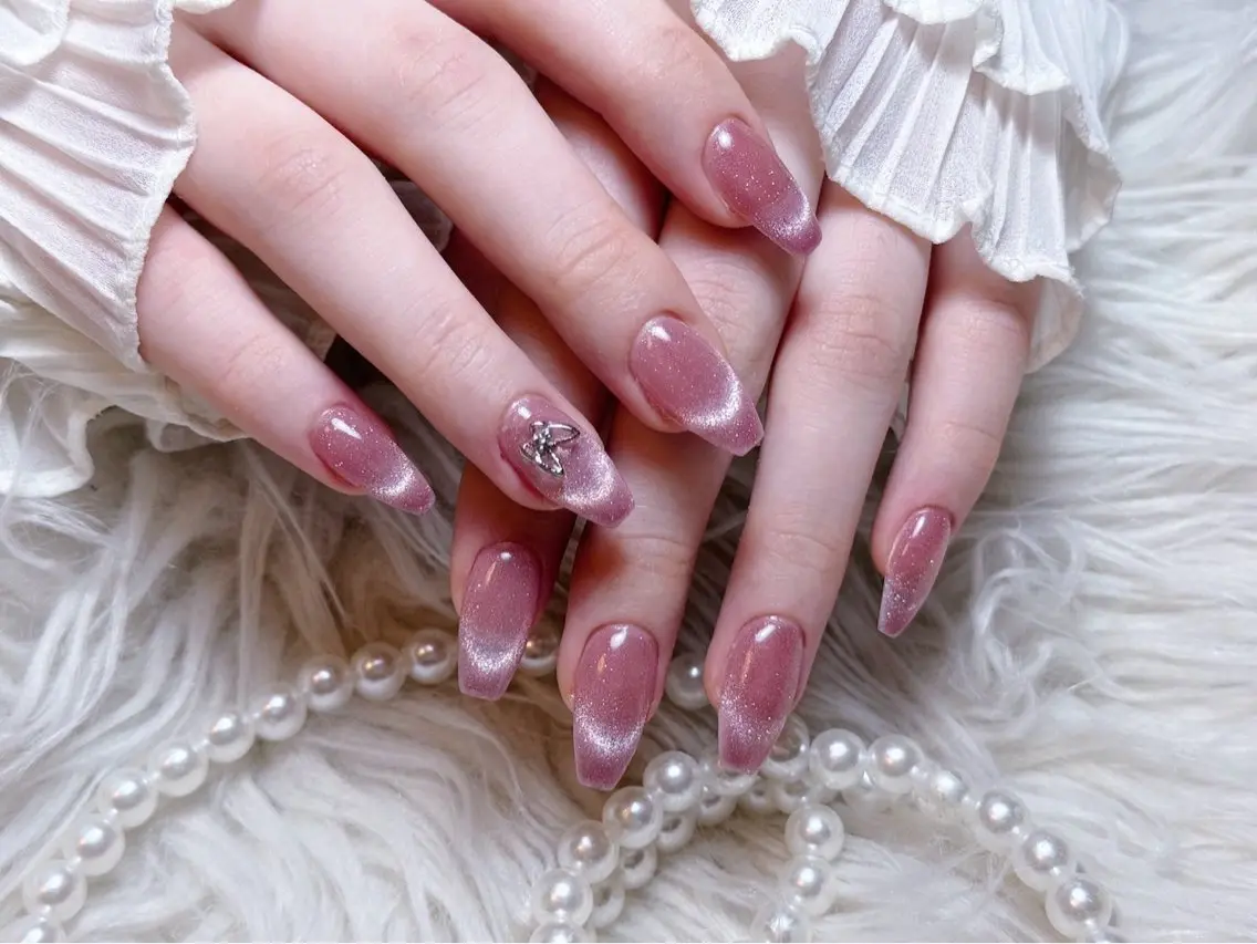 ネイル チークネイル 長さ出し フラワーネイル フレンチネイル ガーリー NEW NAIL 池袋のネイルデザイン
