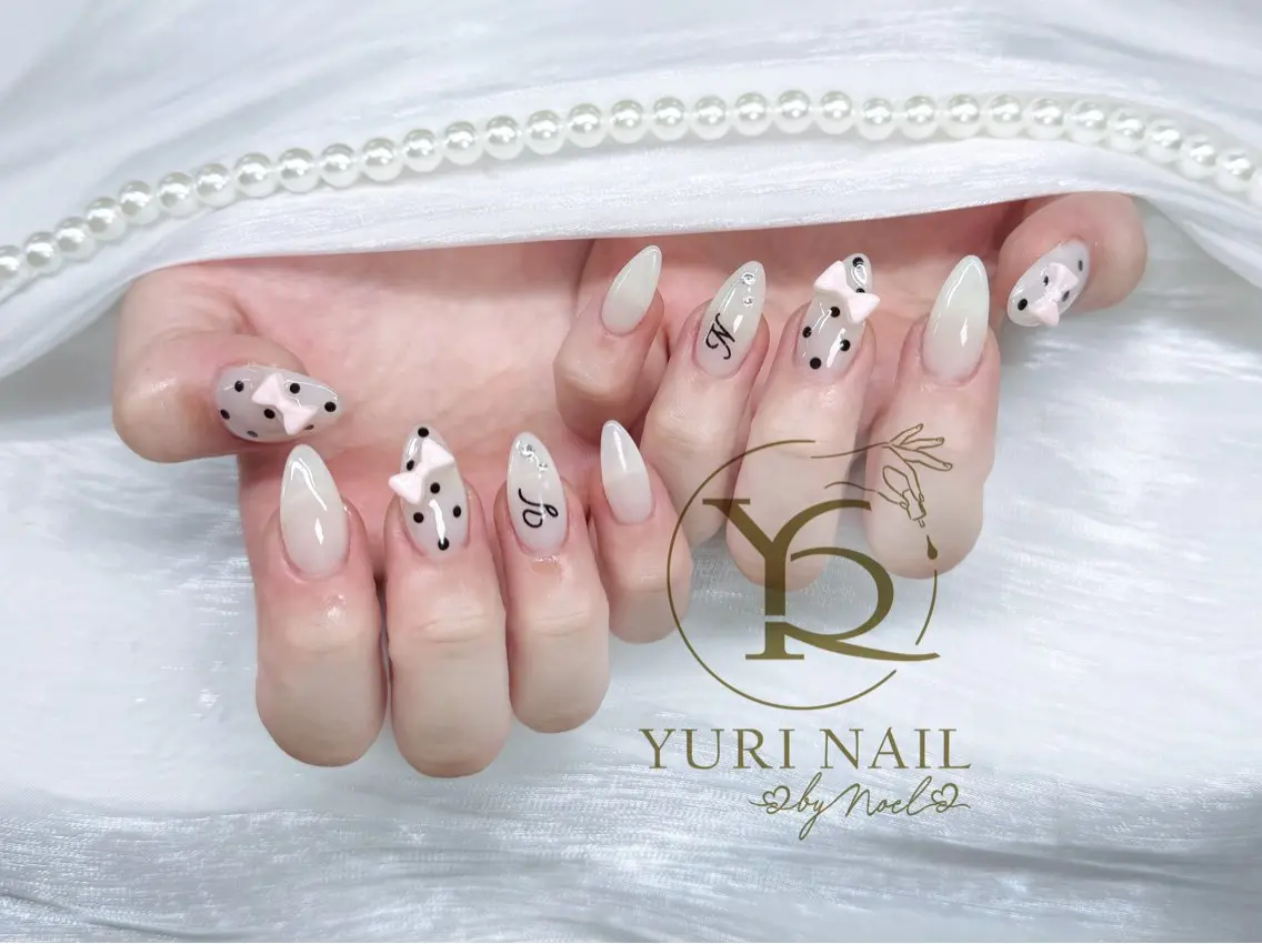 ネイル ハンドネイル フットネイル ハンドケア YURI Nail NARITAのネイルデザイン