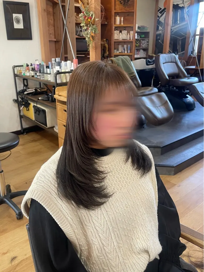 セミロング カット Nana 🫧のヘアスタイル