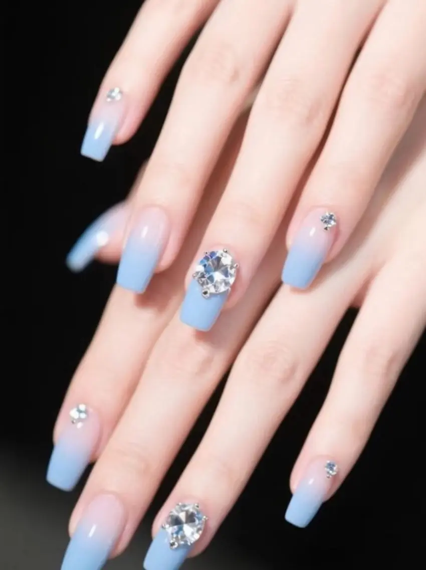 ネイル ハンドネイル H3 Nail Tsuki🦋💙のネイルデザイン
