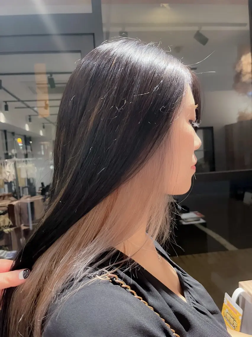 ロング カラー ASAMI /MaisonINEのヘアスタイル