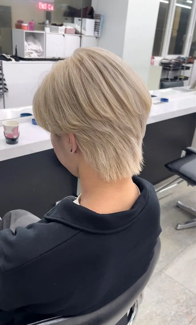 カラー レン🎨ハイトーン/ エクステ🎨渋谷のヘアスタイル