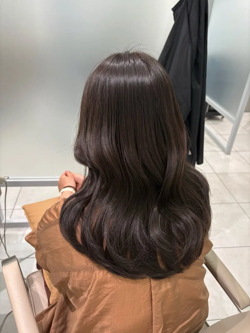 セミロング カラー カット ヘアカラー トリートメント Eleanor 池袋 🧸Madoka🧸のヘアスタイル