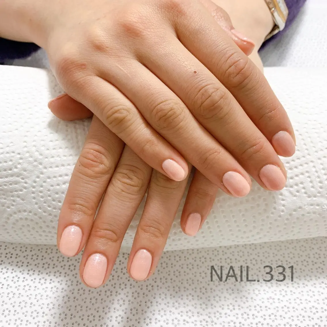 ネイル キラキラネイル ニュアンスネイル ワンカラーネイル ショートネイル ストーンネイル Nail 331のネイルデザイン