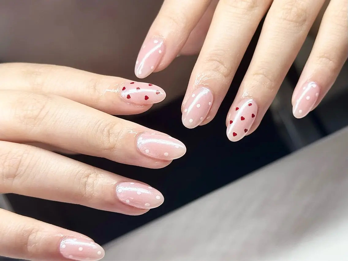 ネイル チークネイル 長さ出し ガーリー 韓国ネイル マグネットネイル Junn Nailのネイルデザイン