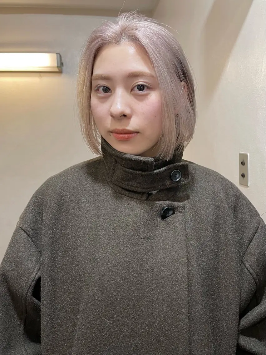 ミディアム カラー ブリーチ ハイトーンカラー ボブ カット ヘアカラー トリートメント 安部佑哉/ハイトーン /レイヤー/ブリーチのヘアスタイル