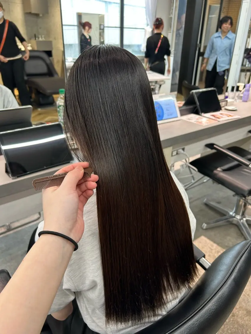セミロング 縮毛矯正 トリートメント ハルカ 透明感カラー 美髪縮毛矯正🥣のヘアスタイル