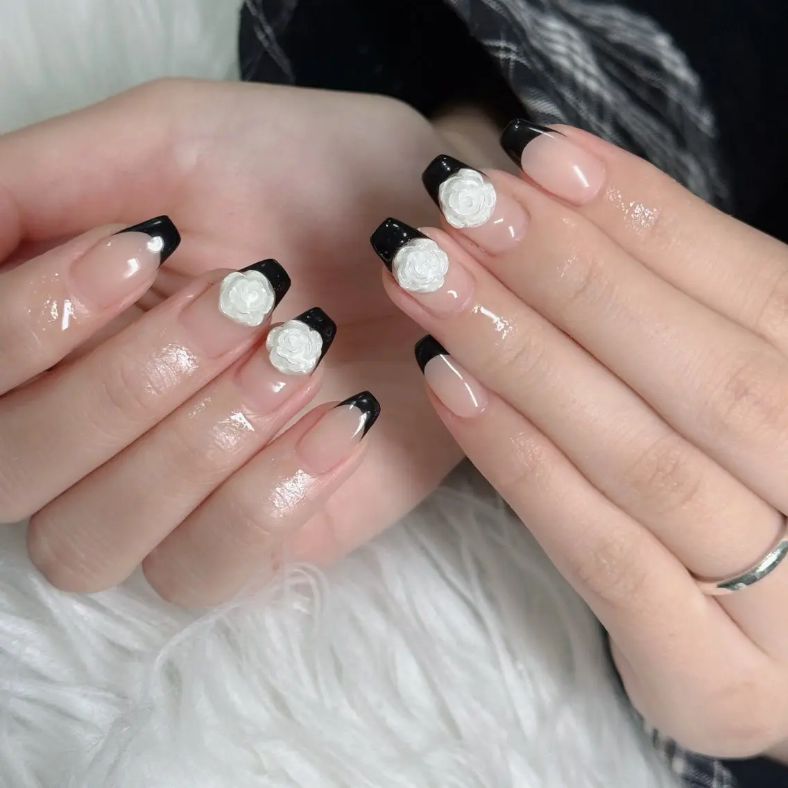 ネイル フットネイル フレンチネイル グラデーション 韓国ネイル ロングネイル ハンドネイル Hani Nail Salonのネイルデザイン