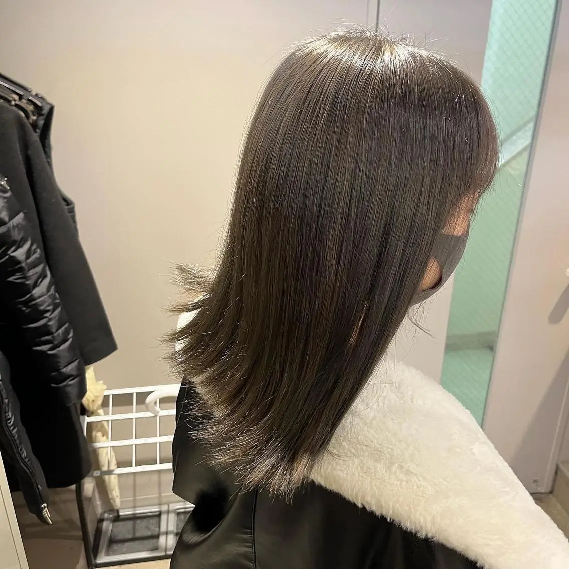 セミロング ヘアカラー トリートメント ヘッドスパ ヘアセット 寒色/ベージュヘア ブリーチありMiOのヘアスタイル