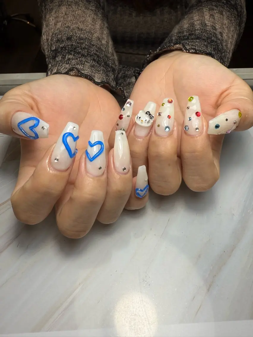 ネイル akina nailsのネイルデザイン