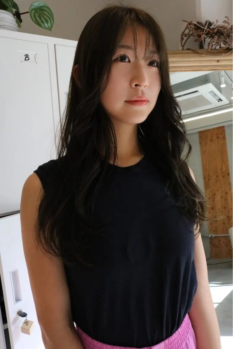 ミディアム カラー 松村 澪里のヘアスタイル