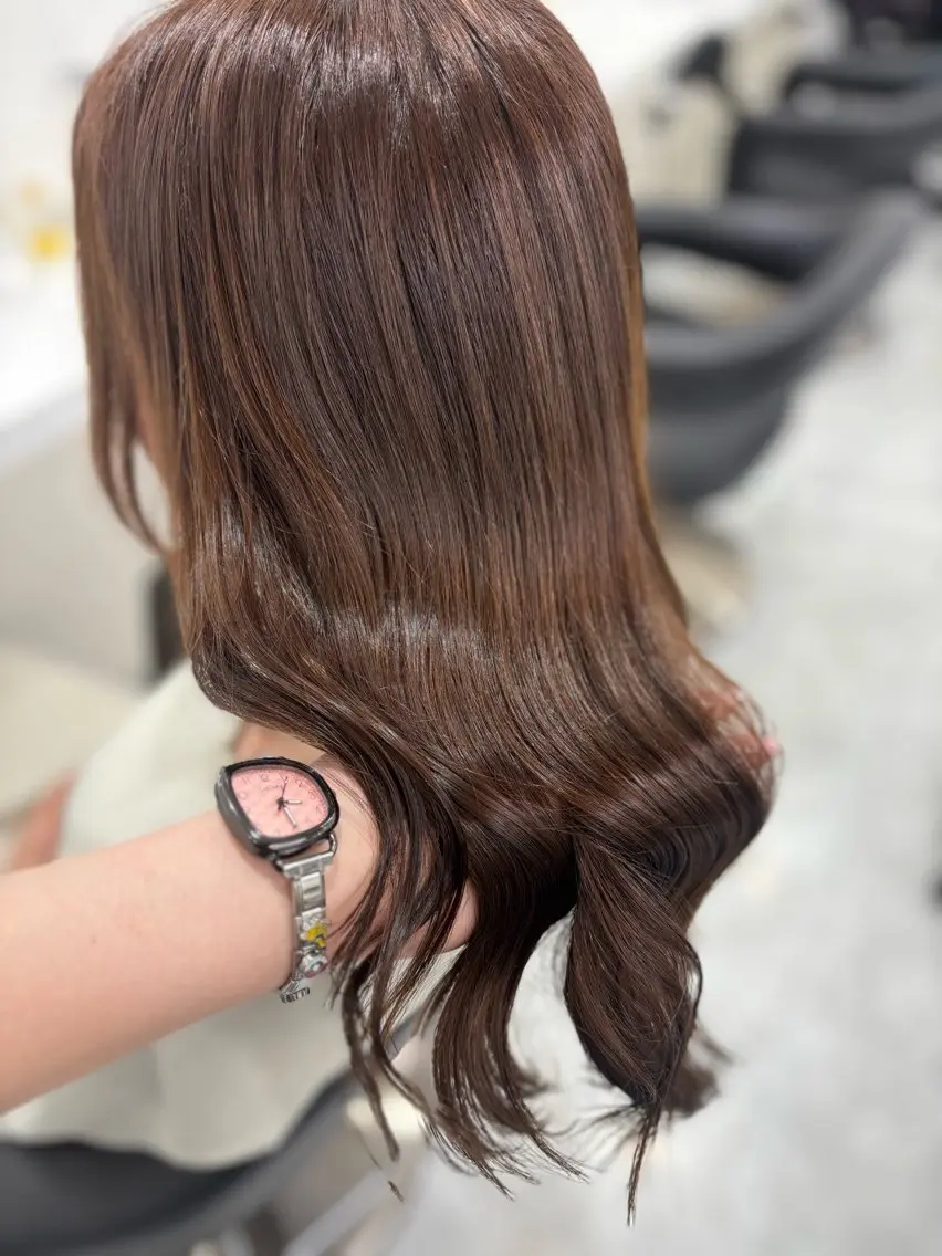 ロング ヘアカラー トリートメント ヘアセット 赤髪/ワインレッド/ 韓国系 まなかのヘアスタイル
