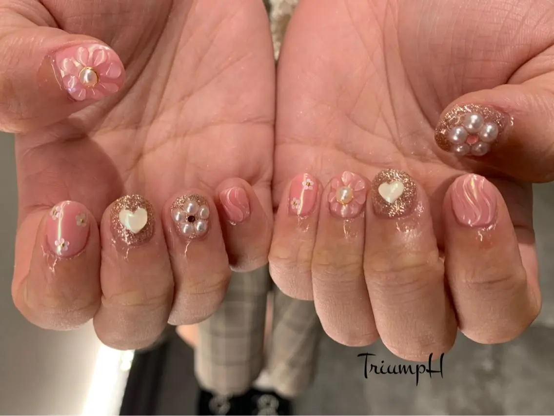 ネイル Natsuko 🪼のネイルデザイン