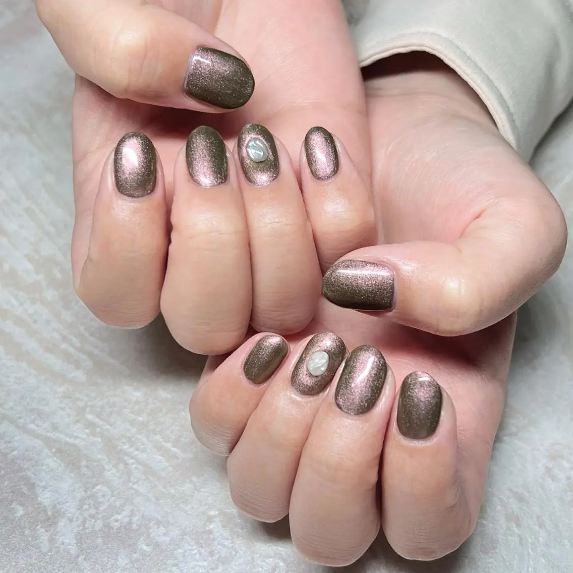 ネイル マグネットネイル ニュアンスネイル ショートネイル gemickle nailのネイルデザイン