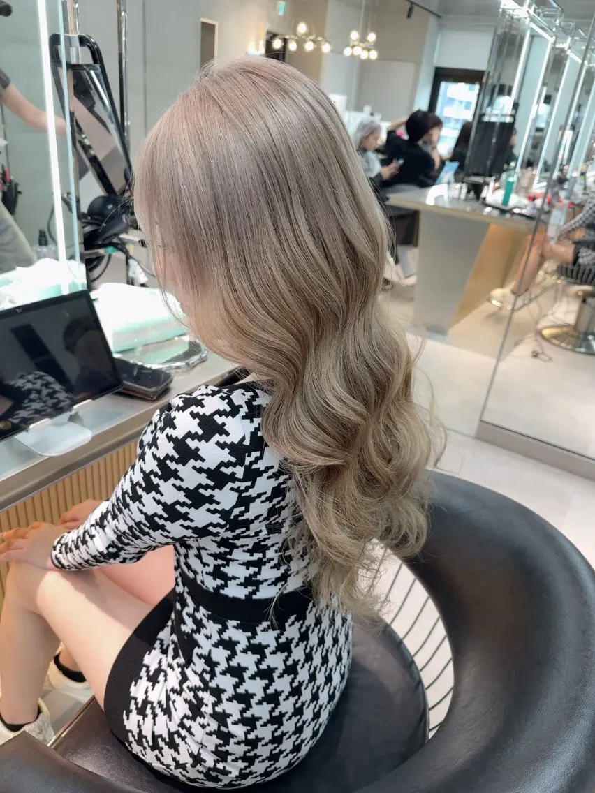 ロング カラー ヘアアレンジ ヘアカラー トリートメント ARIA💎縮毛矯正 ブリーチ💎複雑履歴のヘアスタイル
