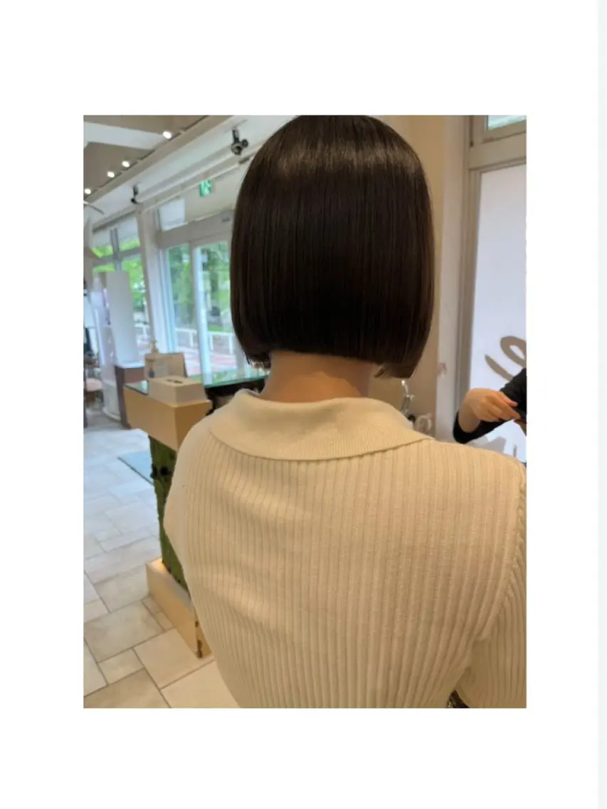 ショート ボブ 顔周りカット 髪質改善 韓国風ヘア レイヤーカット カット ヘアカラー 髪質改善/レイヤー/ ボブ/磯野史歩のヘアスタイル