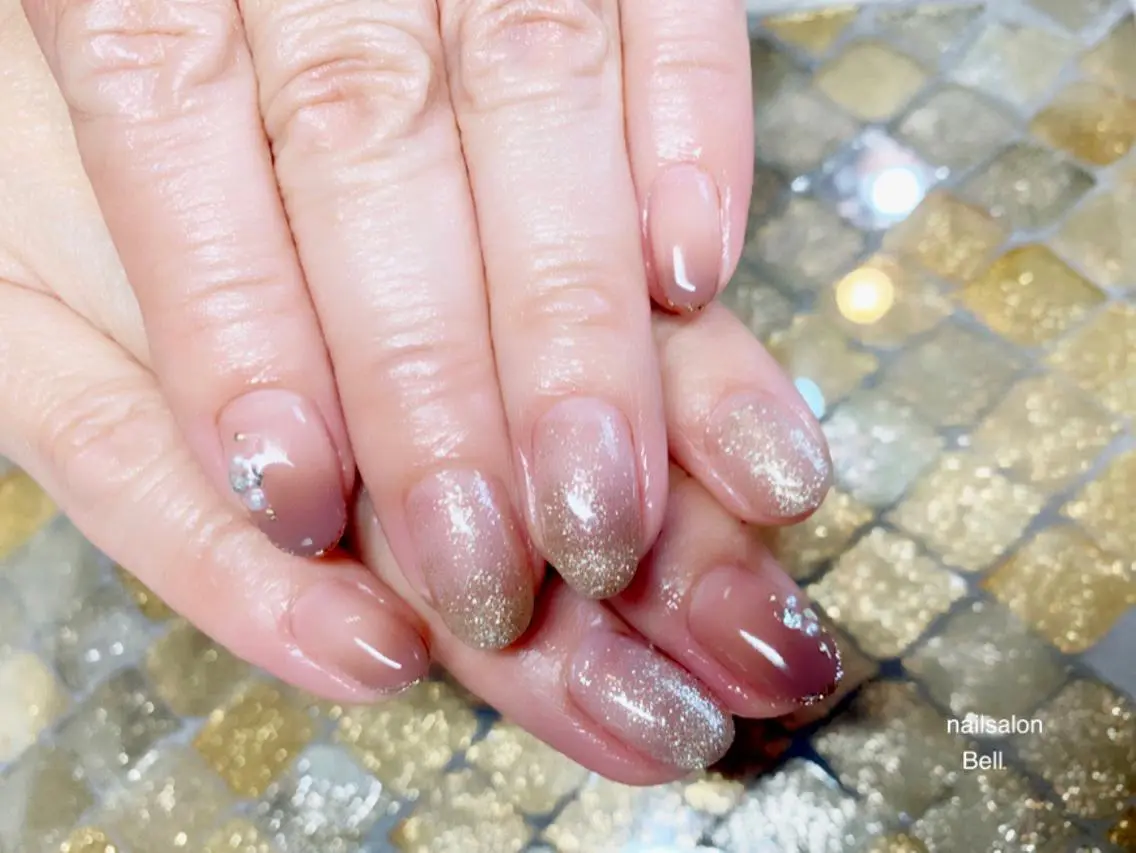ネイル アートネイル Y. Reonaのネイルデザイン
