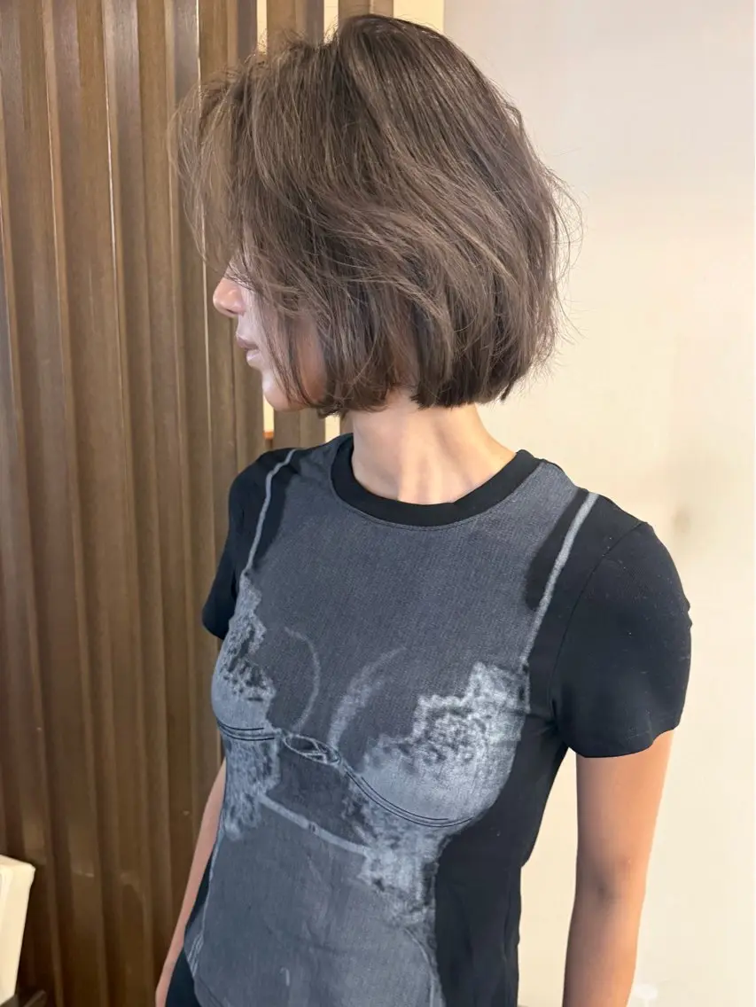 ショート カラー バレイヤージュ ボブ レイヤーカット カット ヘアカラー トリートメント タム 河原町のヘアスタイル