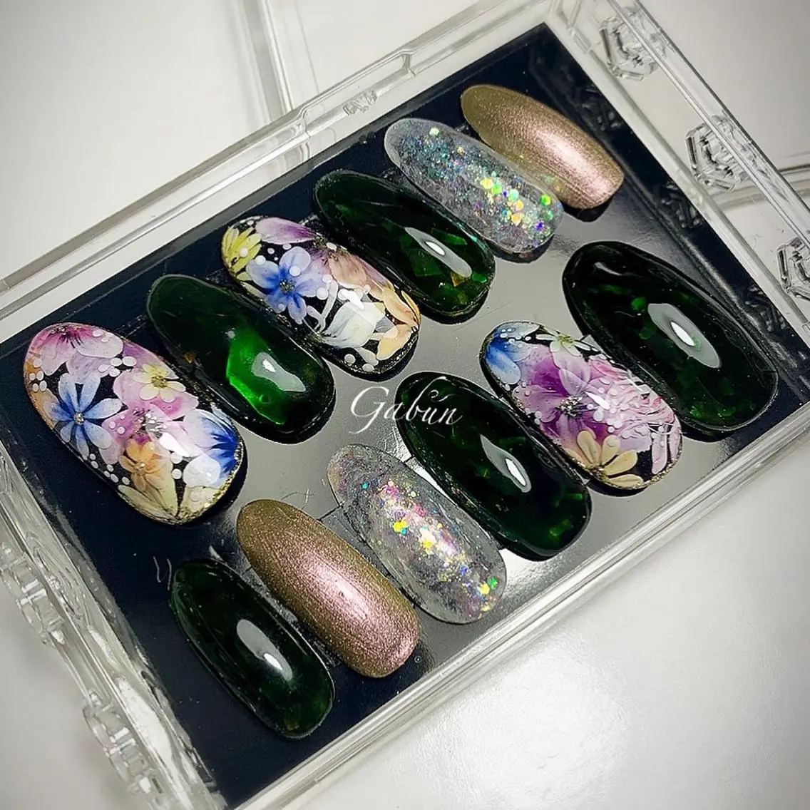 ネイル フラワーネイル LOTUS ネイルサロンのネイルデザイン