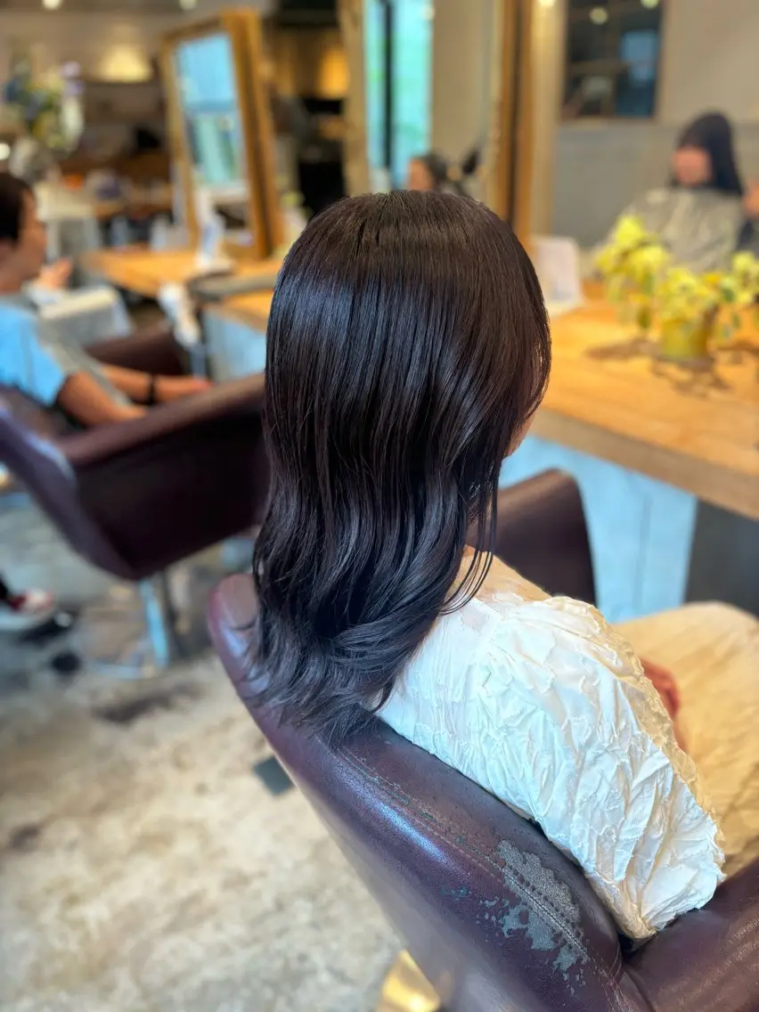 カラー ラベンダーカラー ラベンダーグレー カット ヘアカラー トリートメント 髪質改善カラー ベージュ🤎YUMEのヘアスタイル