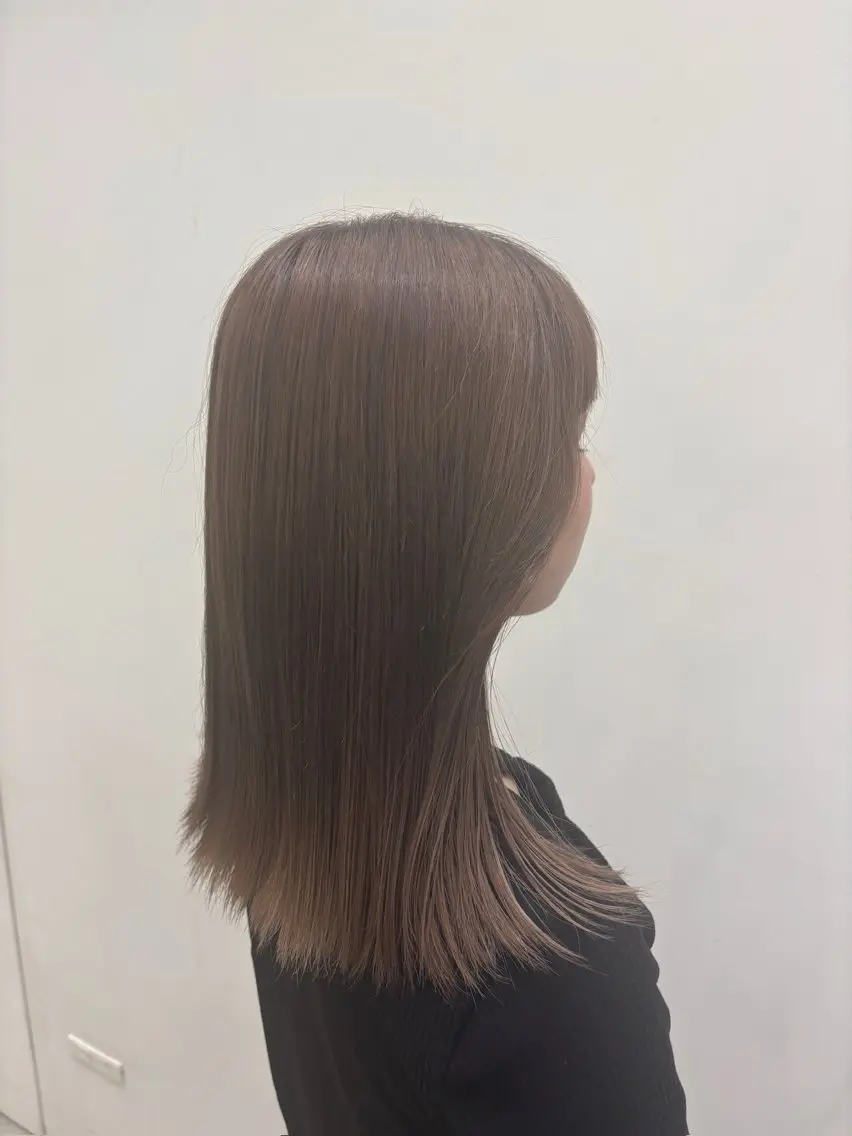 ミディアム カラー rion🪽鎌倉 /ツヤ髪・ハイトーンのヘアスタイル