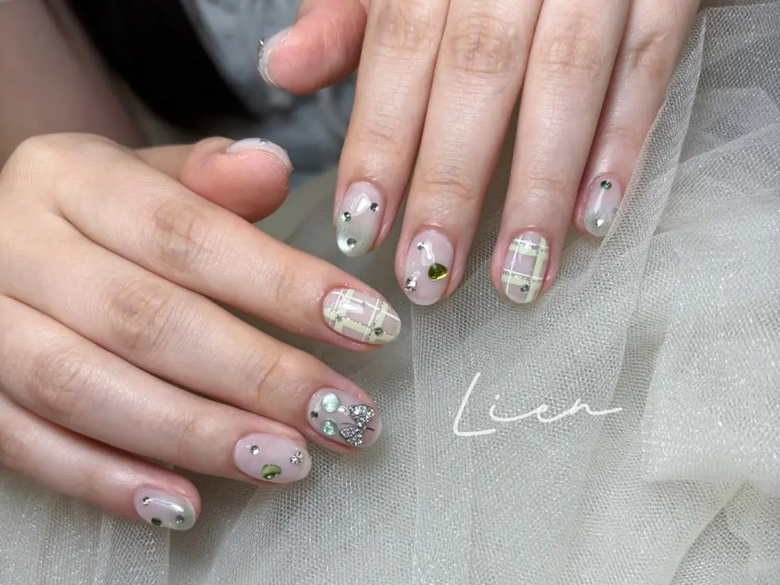 ネイル 👛Lien nails🎀のネイルデザイン