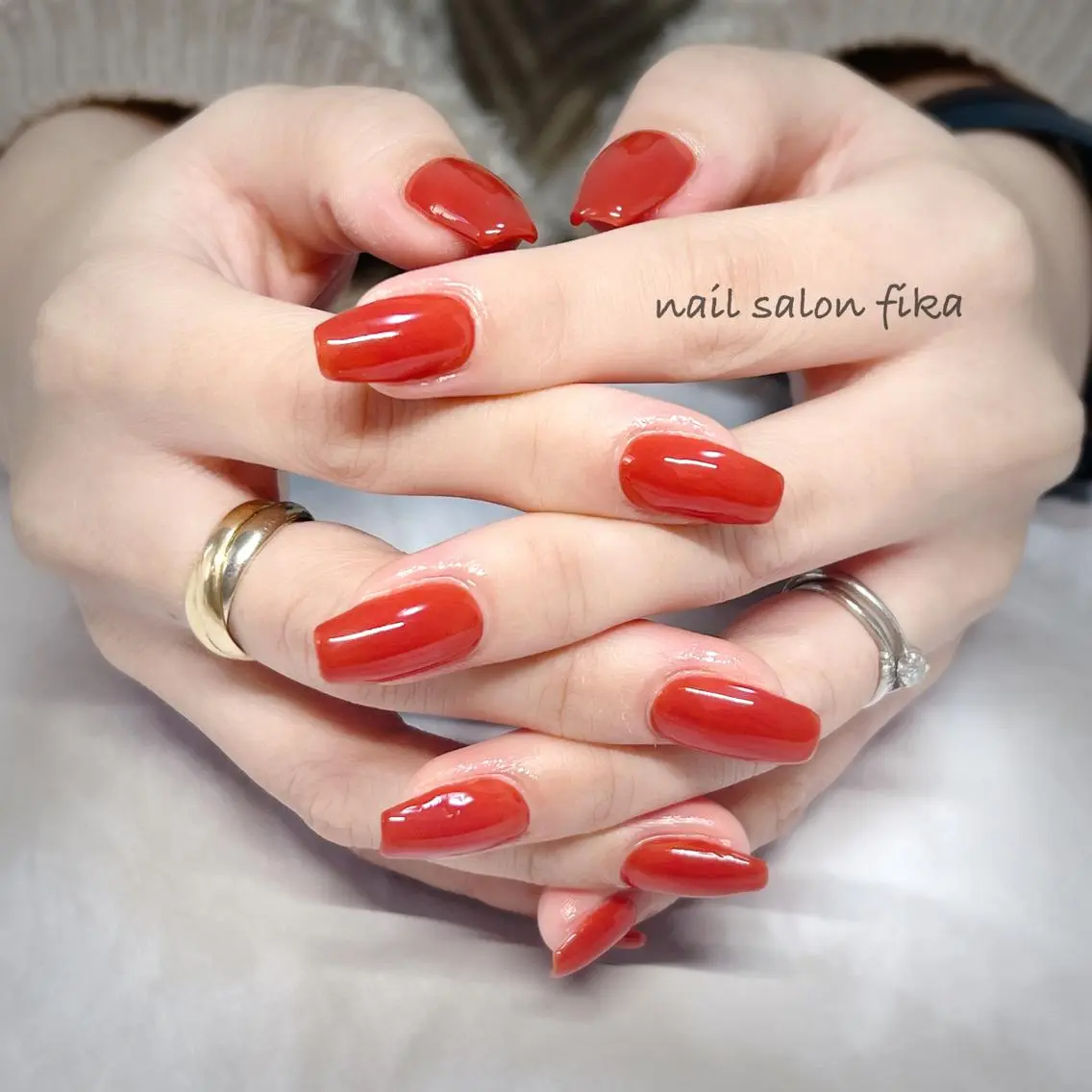 ネイル ワンカラーネイル 赤色 nail salon fikaのネイルデザイン